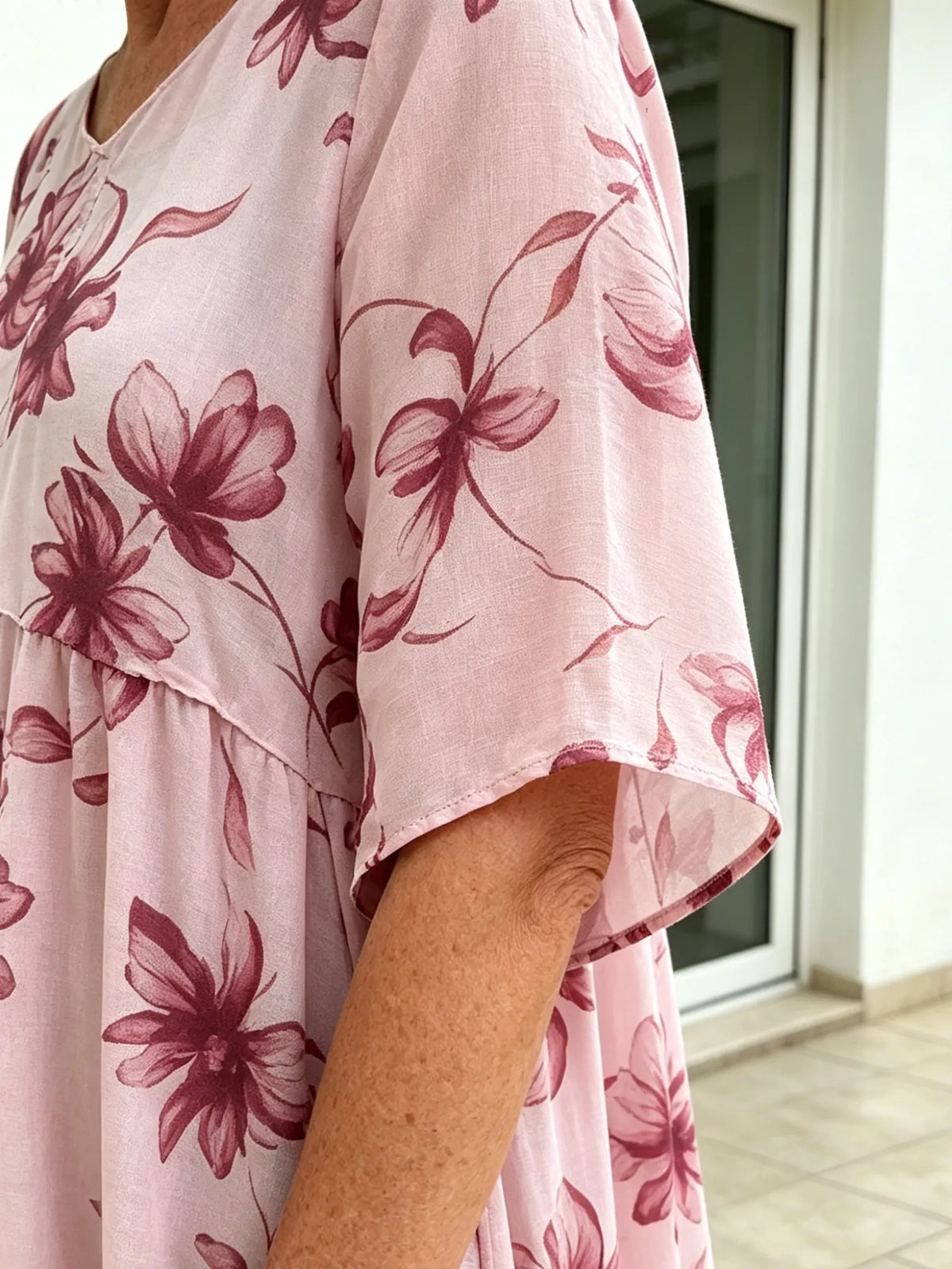 Blush Pink Floral Chiffon Maxi Dress, Round Neck Short Sleeve Loose Tummy Concealing Age-Reducing Dress for Mature Women
