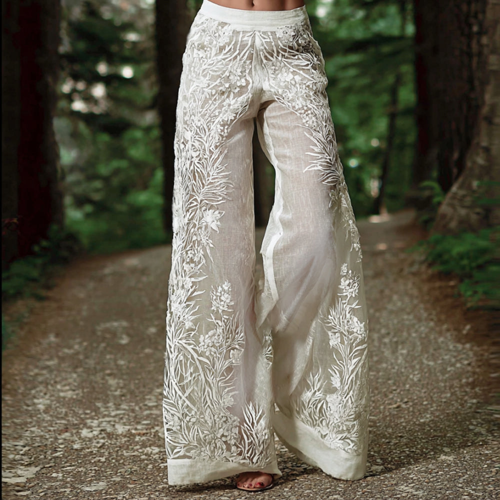 Chic Pants in linen, Designer Aesthetic