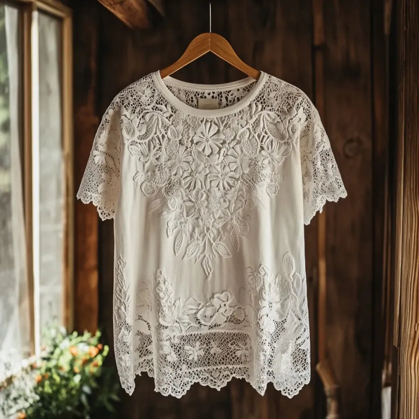 Retro Shirt for Every Day – Budget-Friendly