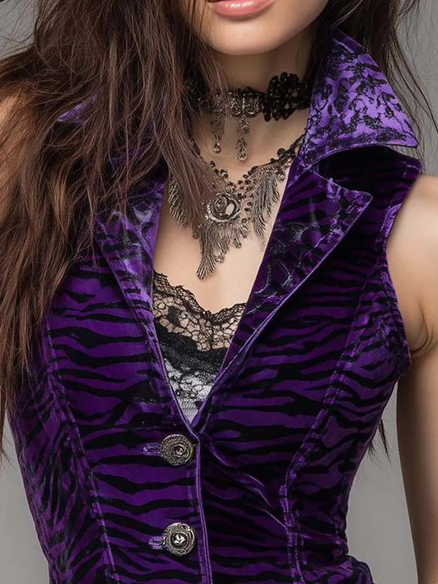 Top That Flatters – Vintage & velvet