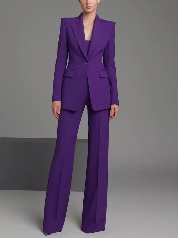 Chic Suit in soft, Smart Price