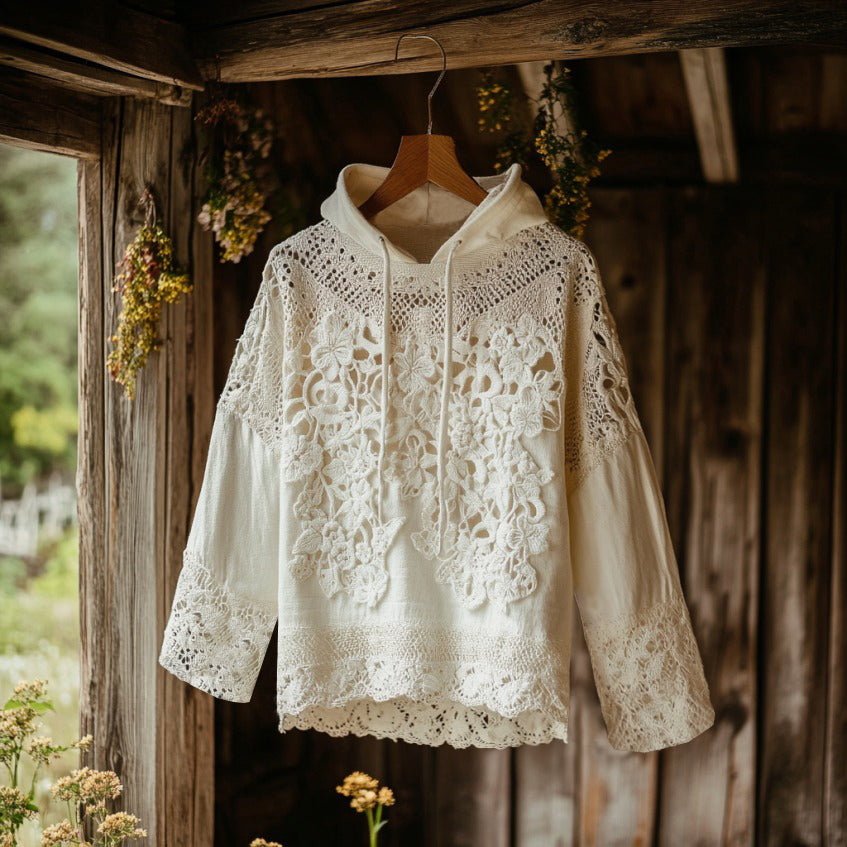Hoodie with lace – Smart Price